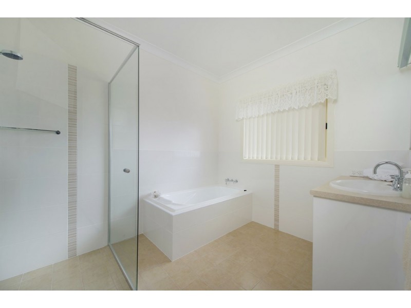 104 Emerald Drive, Port Macquarie NSW 2444