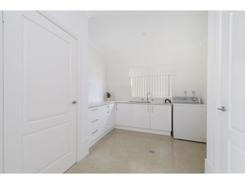104 Emerald Drive, Port Macquarie NSW 2444