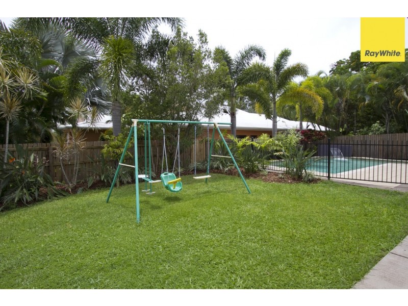 18 Collett Close, Kewarra Beach QLD 4879