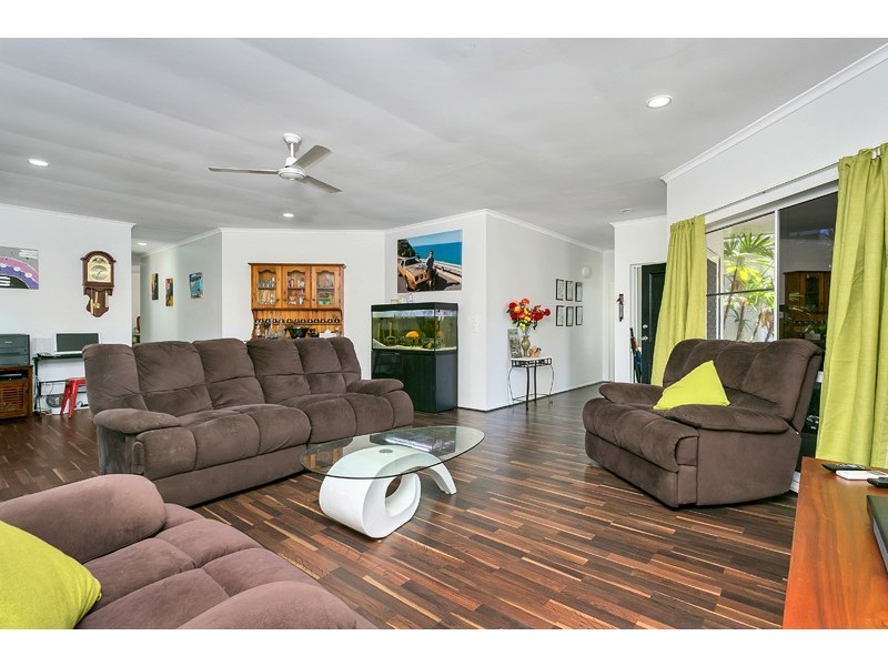 45 Stream Ave, Kewarra Beach QLD 4879