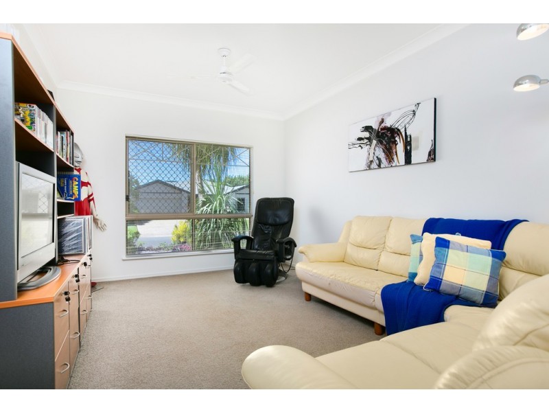 5 Kulgun Street, Caravonica QLD 4878