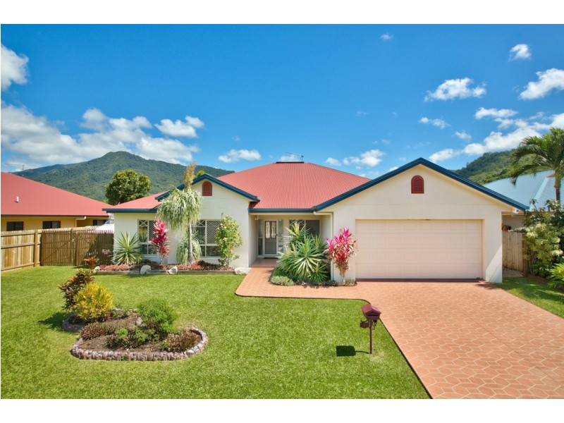 5 Kulgun Street, Caravonica QLD 4878