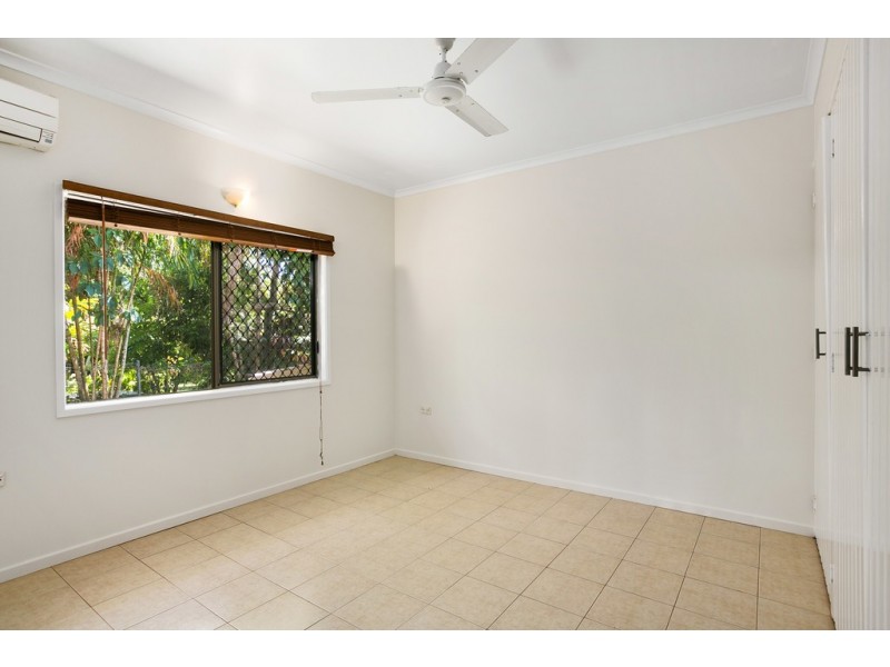 4 Nimba Close, Smithfield QLD 4878