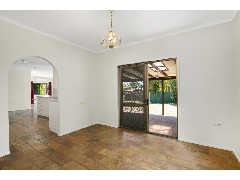 4 Nimba Close, Smithfield QLD 4878