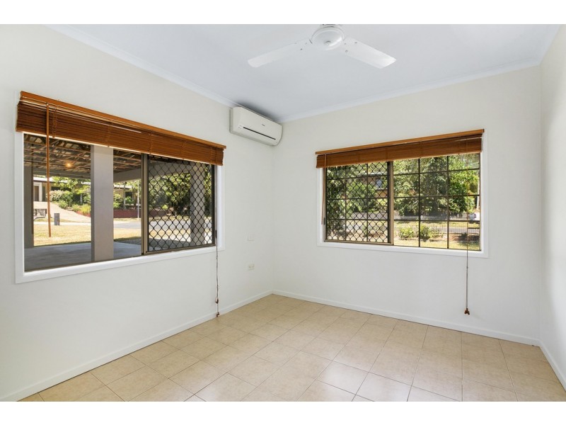 4 Nimba Close, Smithfield QLD 4878