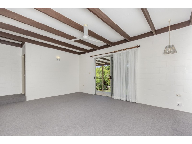18 Boroko Close, Trinity Beach QLD 4879