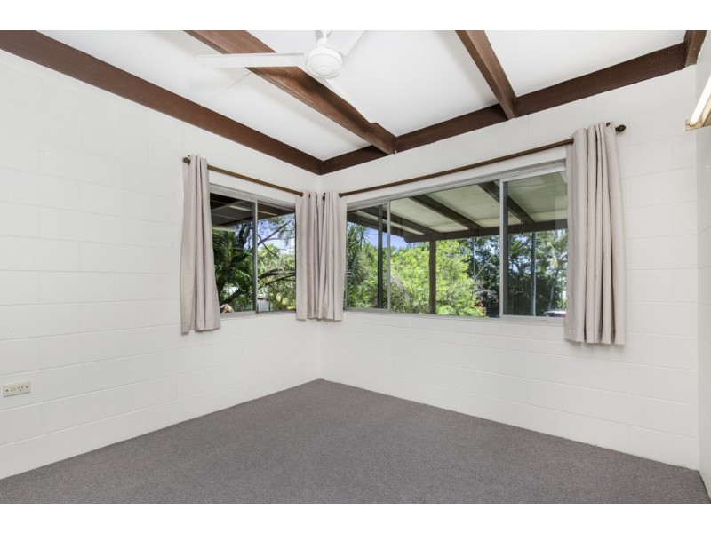 18 Boroko Close, Trinity Beach QLD 4879