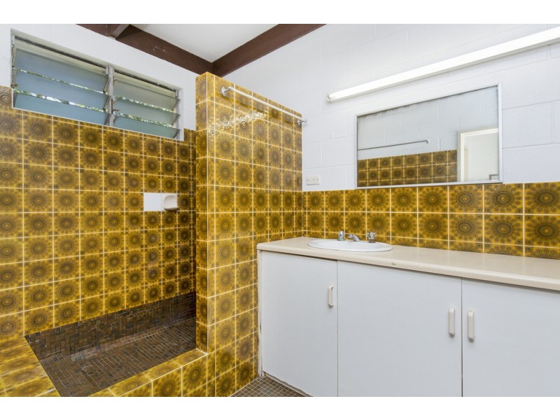18 Boroko Close, Trinity Beach QLD 4879