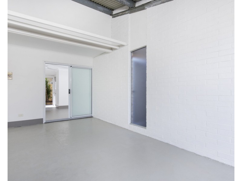 10/69 Pease Street, Manoora QLD 4870