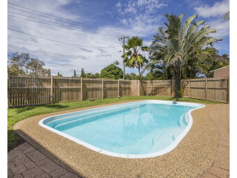 10/69 Pease Street, Manoora QLD 4870