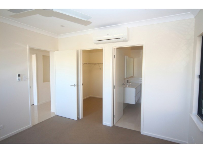 7 Arrowsmith Close, Smithfield QLD 4878