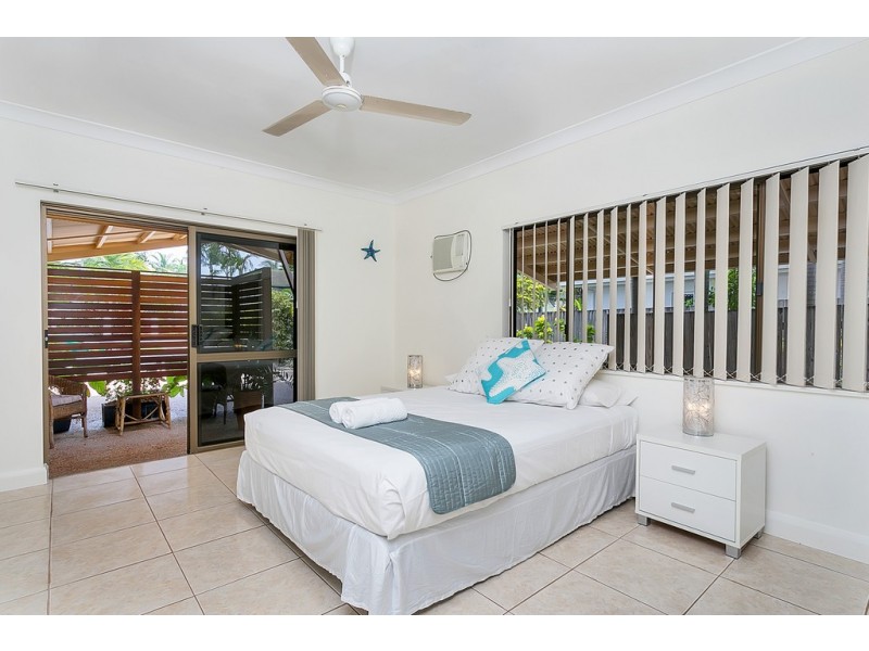 49 Moore Street, Trinity Beach QLD 4879