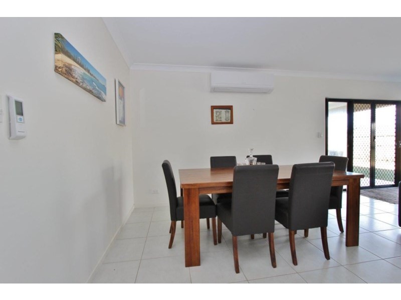 24 Landsborough Drive, Smithfield QLD 4878