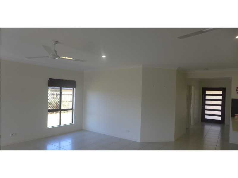 24 Landsborough Drive, Smithfield QLD 4878