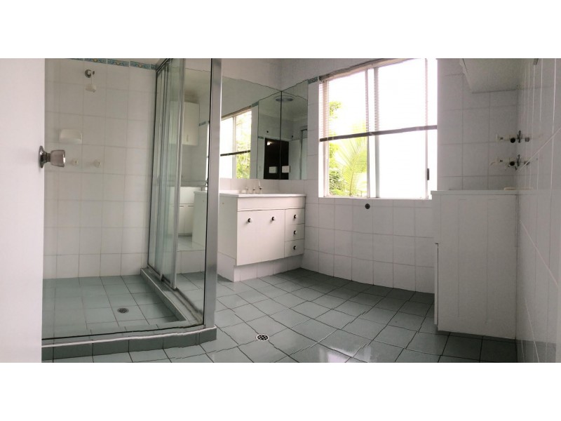 6/513 Varley Street, Yorkeys Knob QLD 4878