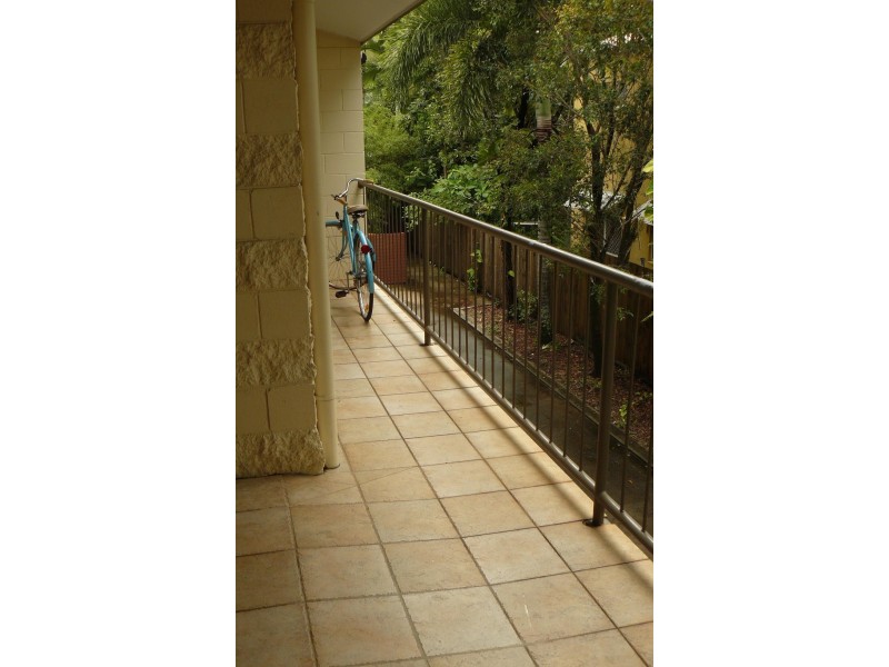 6/513 Varley Street, Yorkeys Knob QLD 4878