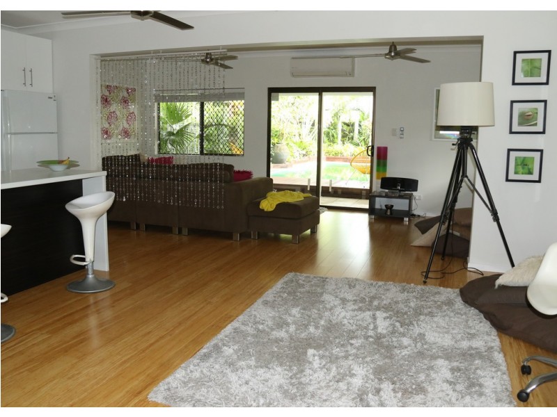 6 Sandra Close, Trinity Park QLD 4879