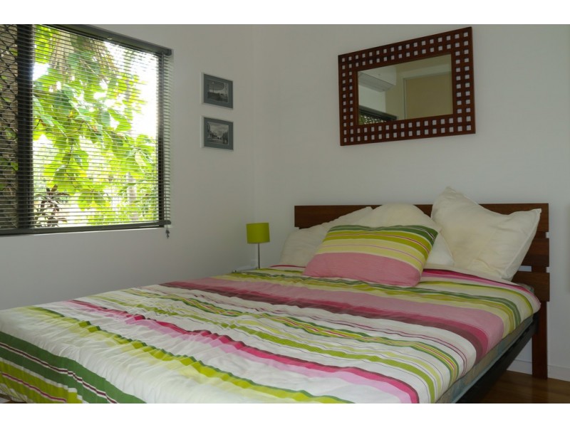 6 Sandra Close, Trinity Park QLD 4879