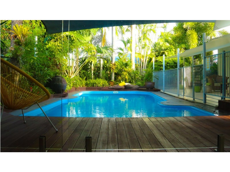 6 Sandra Close, Trinity Park QLD 4879