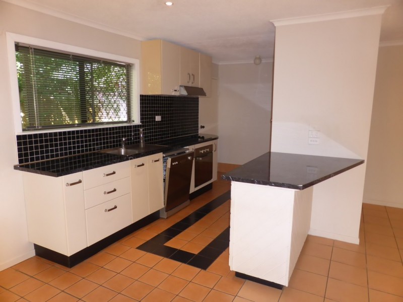 50 Bamboo Street, Holloways Beach QLD 4878