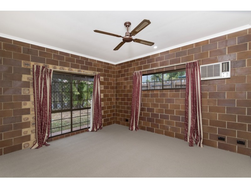 22 Village Terrace, Redlynch QLD 4870