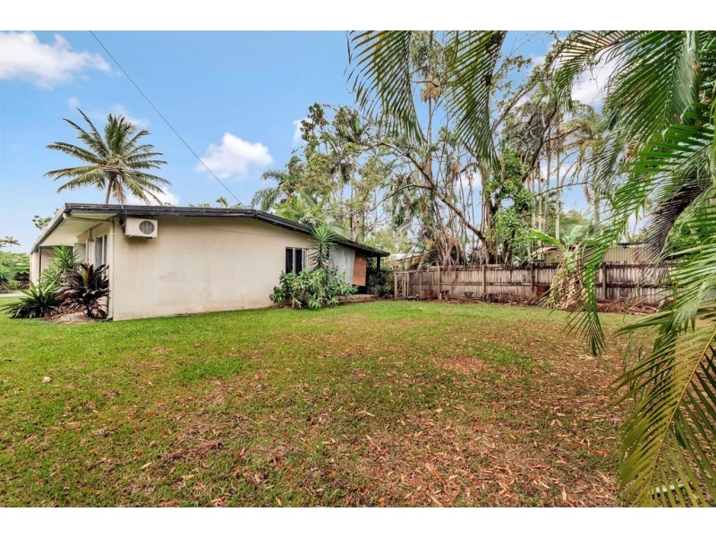 96-98 Swallow Street, Mooroobool QLD 4870