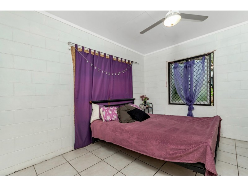 96-98 Swallow Street, Mooroobool QLD 4870