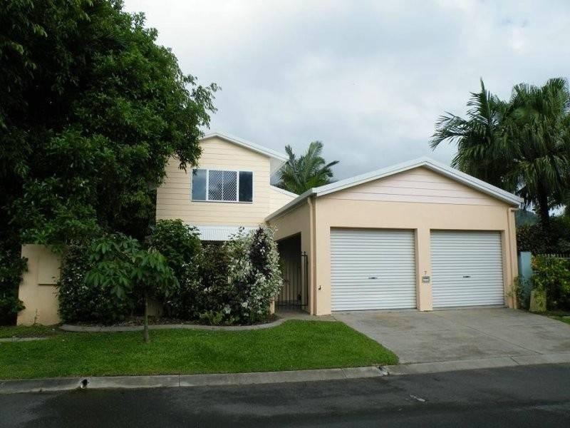 7 Garnet Street, Smithfield QLD 4878