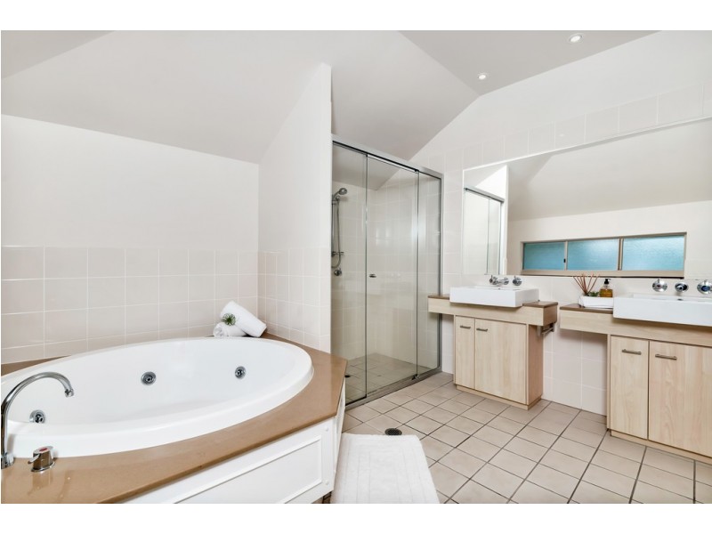 731/49-63 Williams Esplanade, Palm Cove QLD 4879