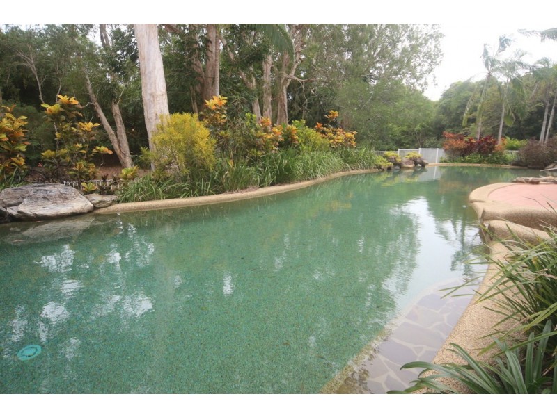 3/2-4 Deauville Close, Yorkeys Knob QLD 4878