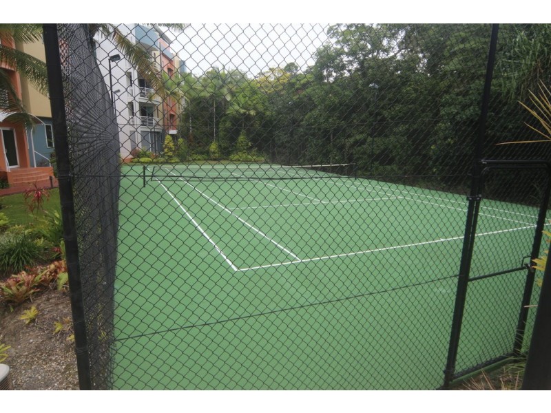 3/2-4 Deauville Close, Yorkeys Knob QLD 4878