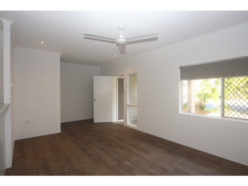 1 Ellwood Close, Kewarra Beach QLD 4879