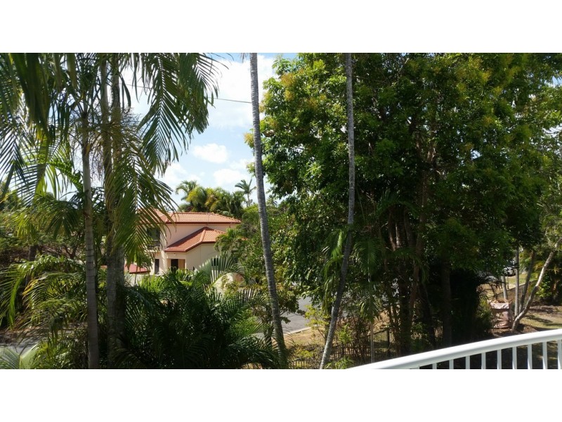 38/1-19 Poinciana Street, Holloways Beach QLD 4878