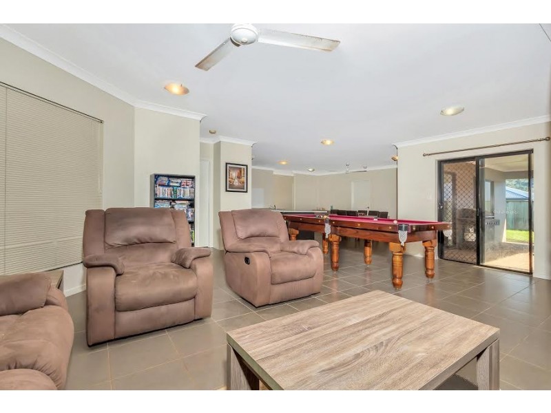 109 Roberts Drive, Trinity Beach QLD 4879