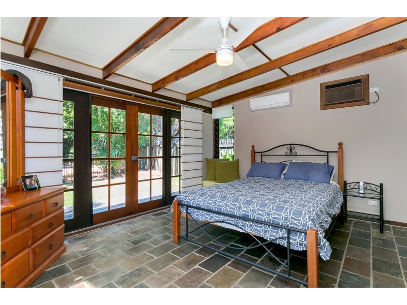 28 Strombus Avenue, Trinity Beach QLD 4879