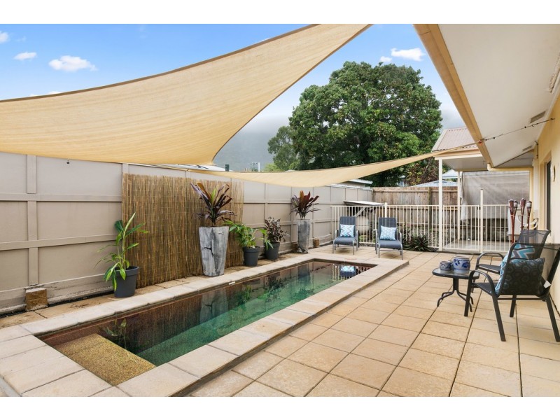 2/59 Terebra Street, Palm Cove QLD 4879