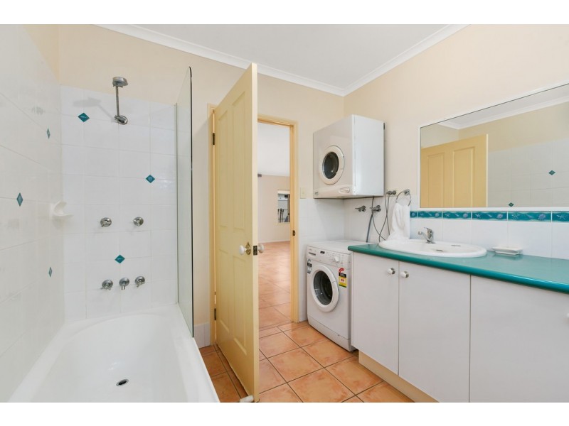 2/59 Terebra Street, Palm Cove QLD 4879