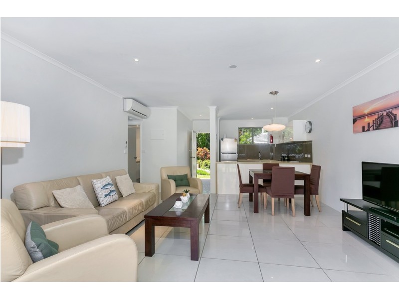 203 Coral Coast Drive, Palm Cove QLD 4879