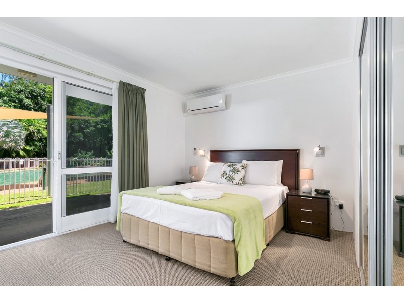 203 Coral Coast Drive, Palm Cove QLD 4879