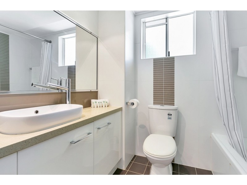 203 Coral Coast Drive, Palm Cove QLD 4879