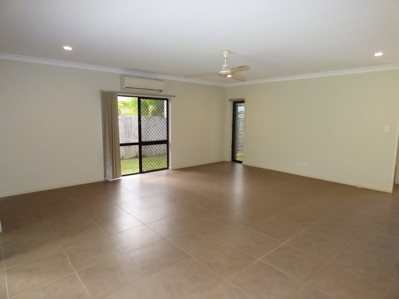 13 Liontown Way, Trinity Park QLD 4879