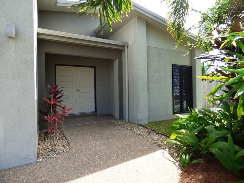 13 Liontown Way, Trinity Park QLD 4879