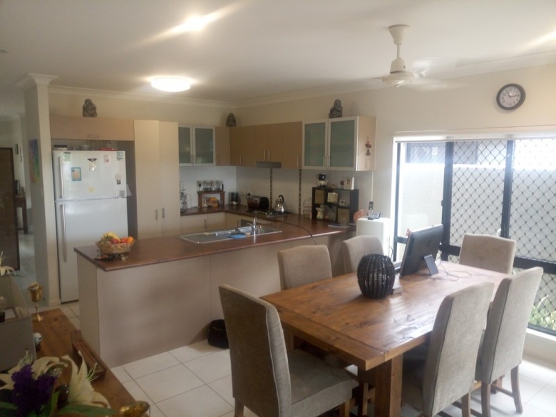 11 Flagstone Terrace, Smithfield QLD 4878
