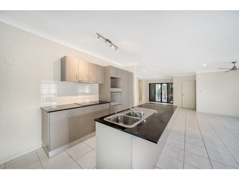 23 Moojeeba Way, Trinity Park QLD 4879