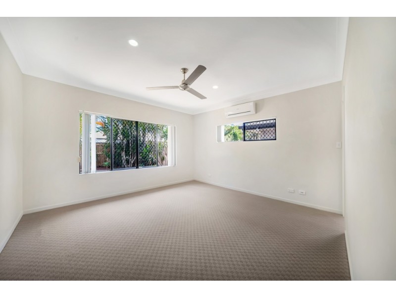 23 Moojeeba Way, Trinity Park QLD 4879