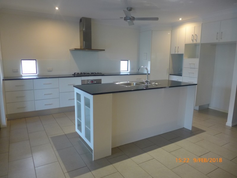 8 Cygnet Close, Mount Sheridan QLD 4868