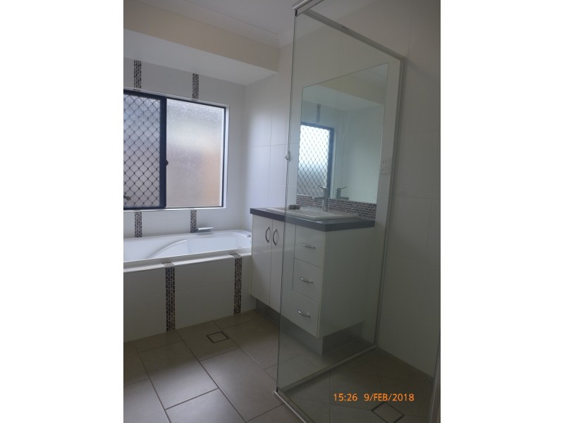 8 Cygnet Close, Mount Sheridan QLD 4868