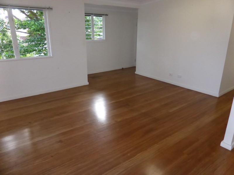 161 Mann Street, Westcourt QLD 4870