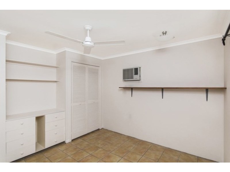 38 Magnolia Street, Holloways Beach QLD 4878