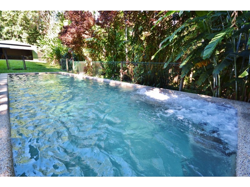 2 Bangalow Place, Kuranda QLD 4881